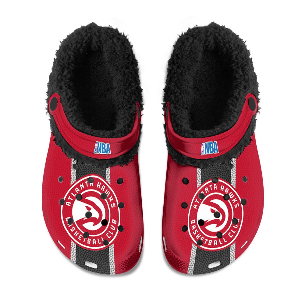 Atlanta20Hawks20 20Fuzzy20Slippers20Clog20 20Mockup20 20Thang.jpg