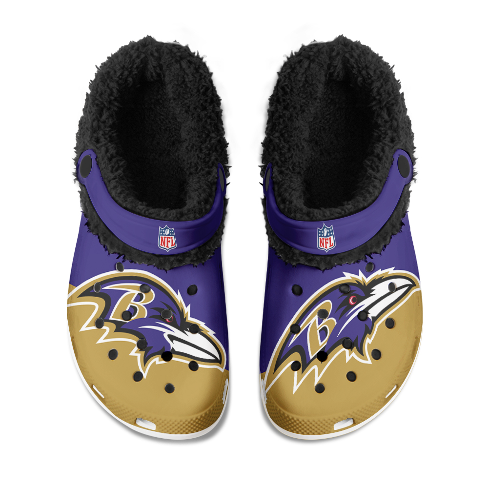 Baltimore20Ravens20 20Fuzzy20Slippers20Clog20 20Mockup20 20Thang.jpg