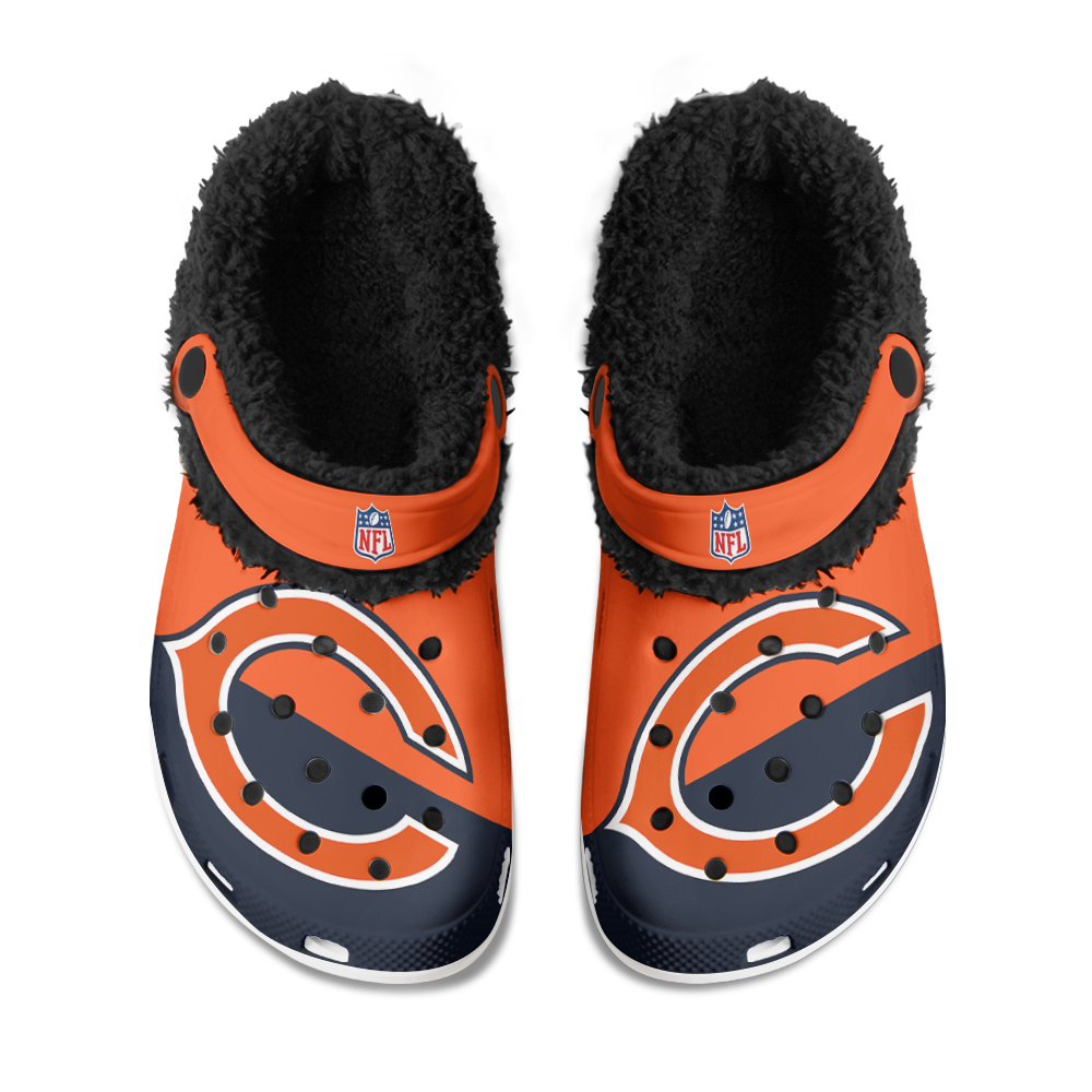 Chicago20Bears20 20Fuzzy20Slippers20Clog20 20Mockup20 20Thang.jpg