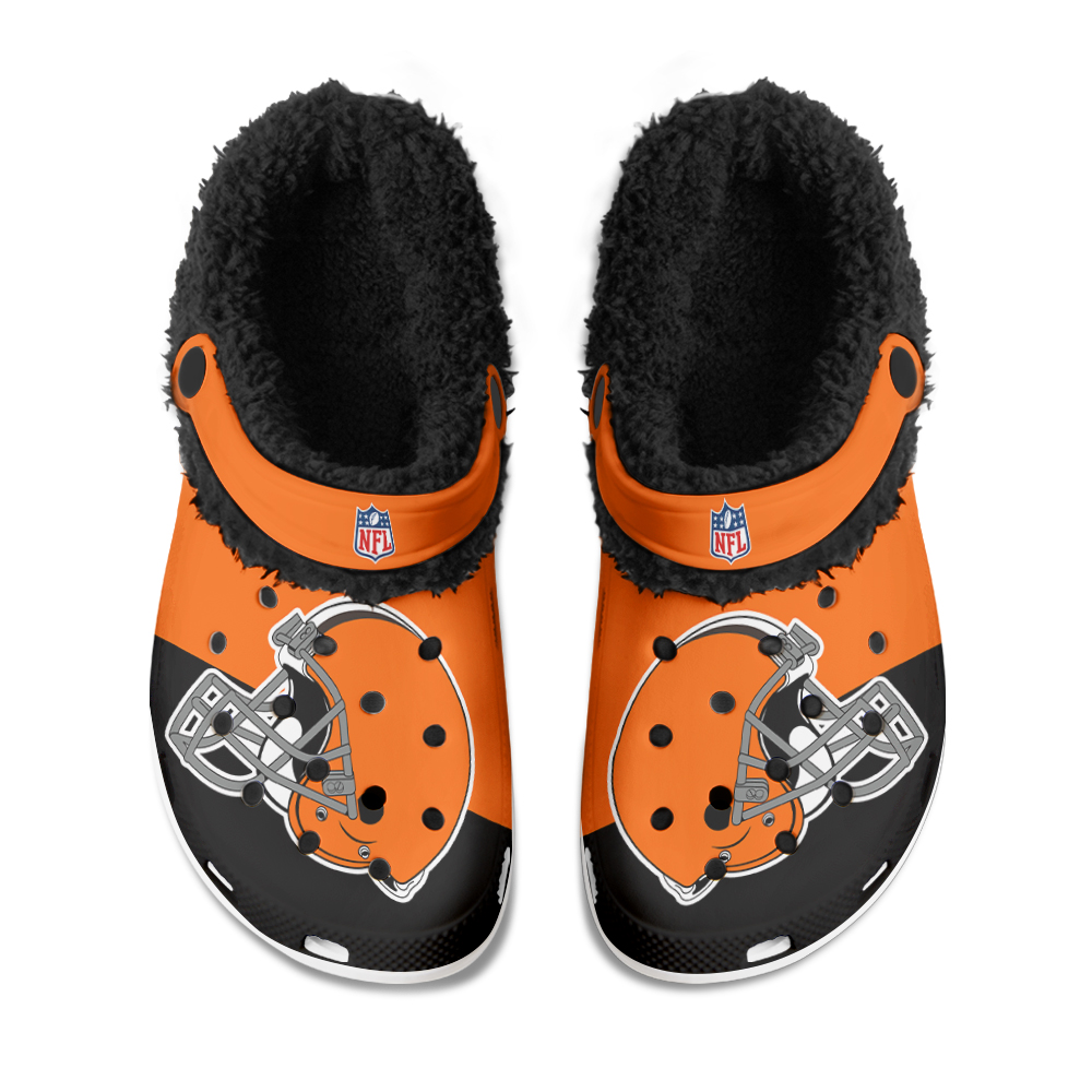 Cleveland20Browns20 20Fuzzy20Slippers20Clog20 20Mockup20 20Thang.jpg