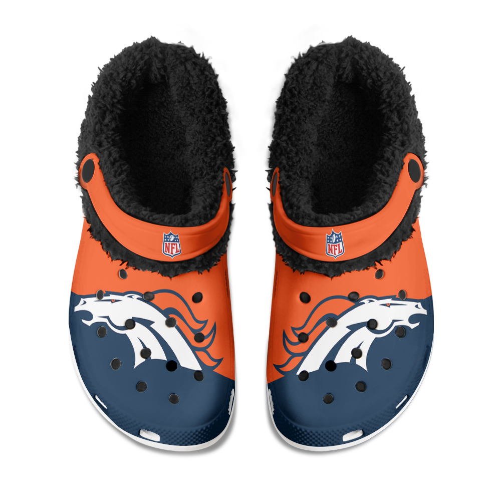 Denver20Broncos20 20Fuzzy20Slippers20Clog20 20Mockup20 20Thang.jpg