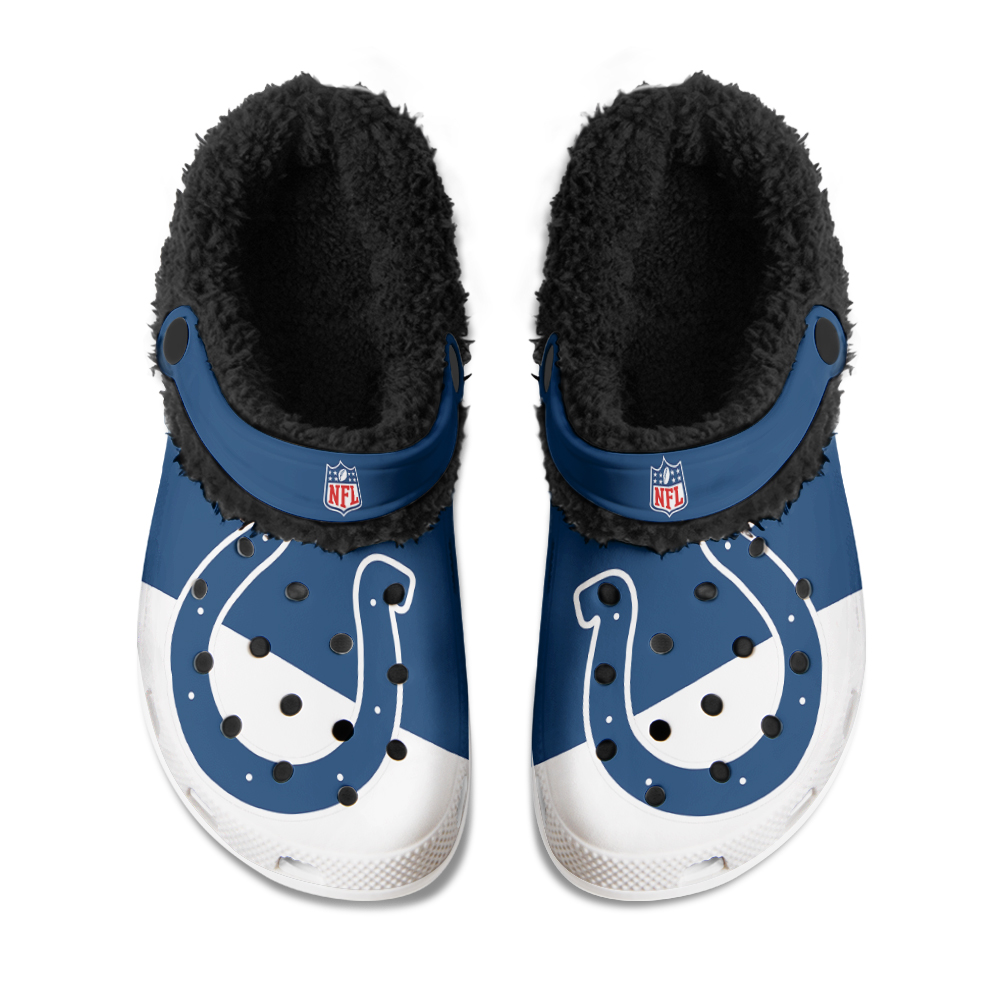 Indianapolis20Colts20 20Fuzzy20Slippers20Clog20 20Mockup20 20Thang.jpg