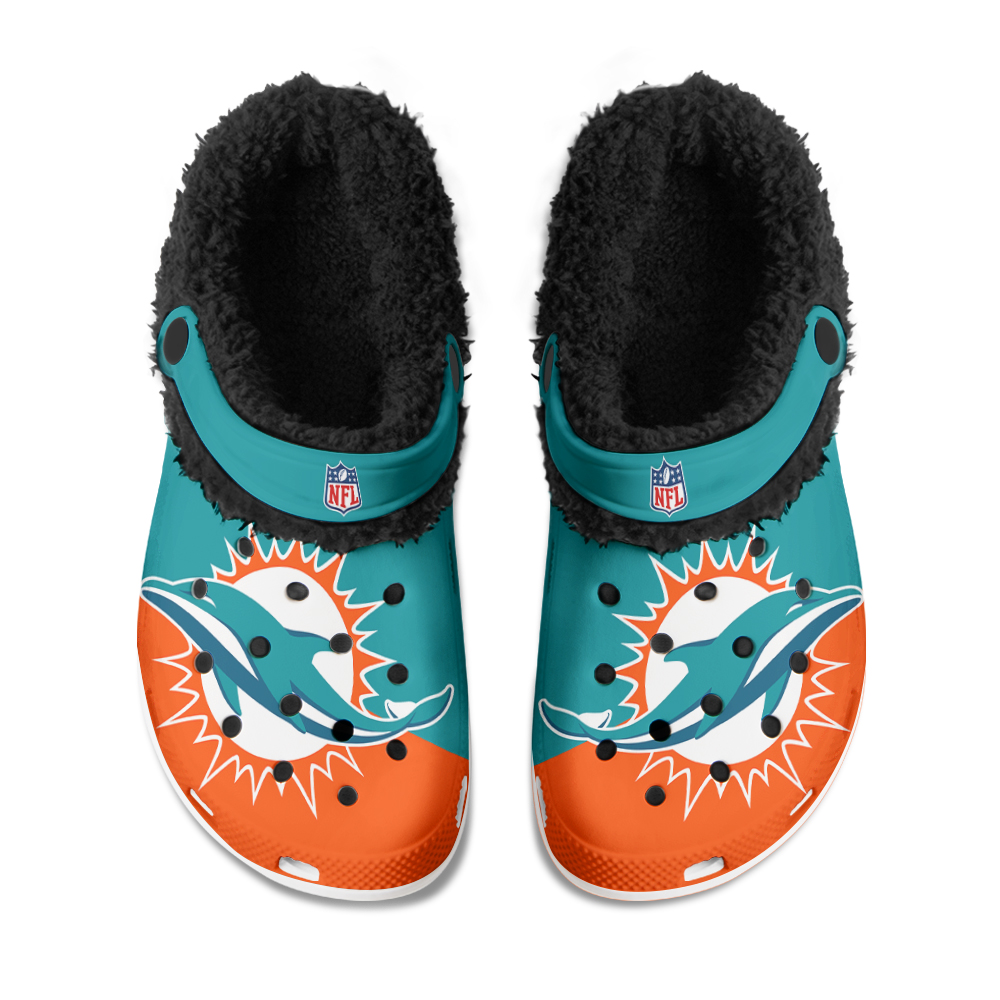 Miami20Dolphins20 20Fuzzy20Slippers20Clog20 20Mockup20 20Thang.jpg